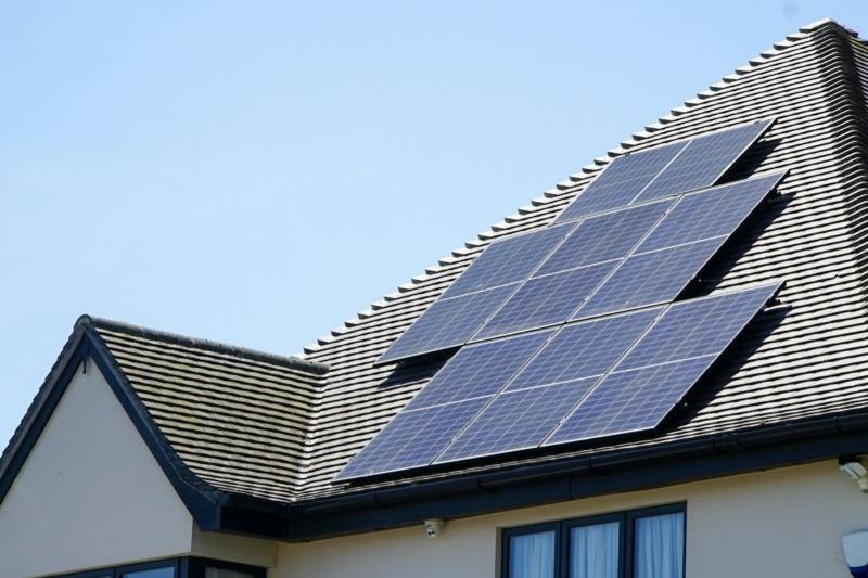 Il fotovoltaico si dimensiona sui consumi, non sui metri quadrati del tetto